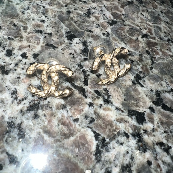 Chanel earrings - Picture 3 of 9